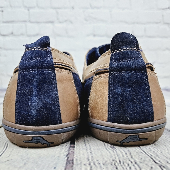 TOMMY BAHAMA | Calderon II suede slip-on casual boat shoes - Picture 6 of 10
